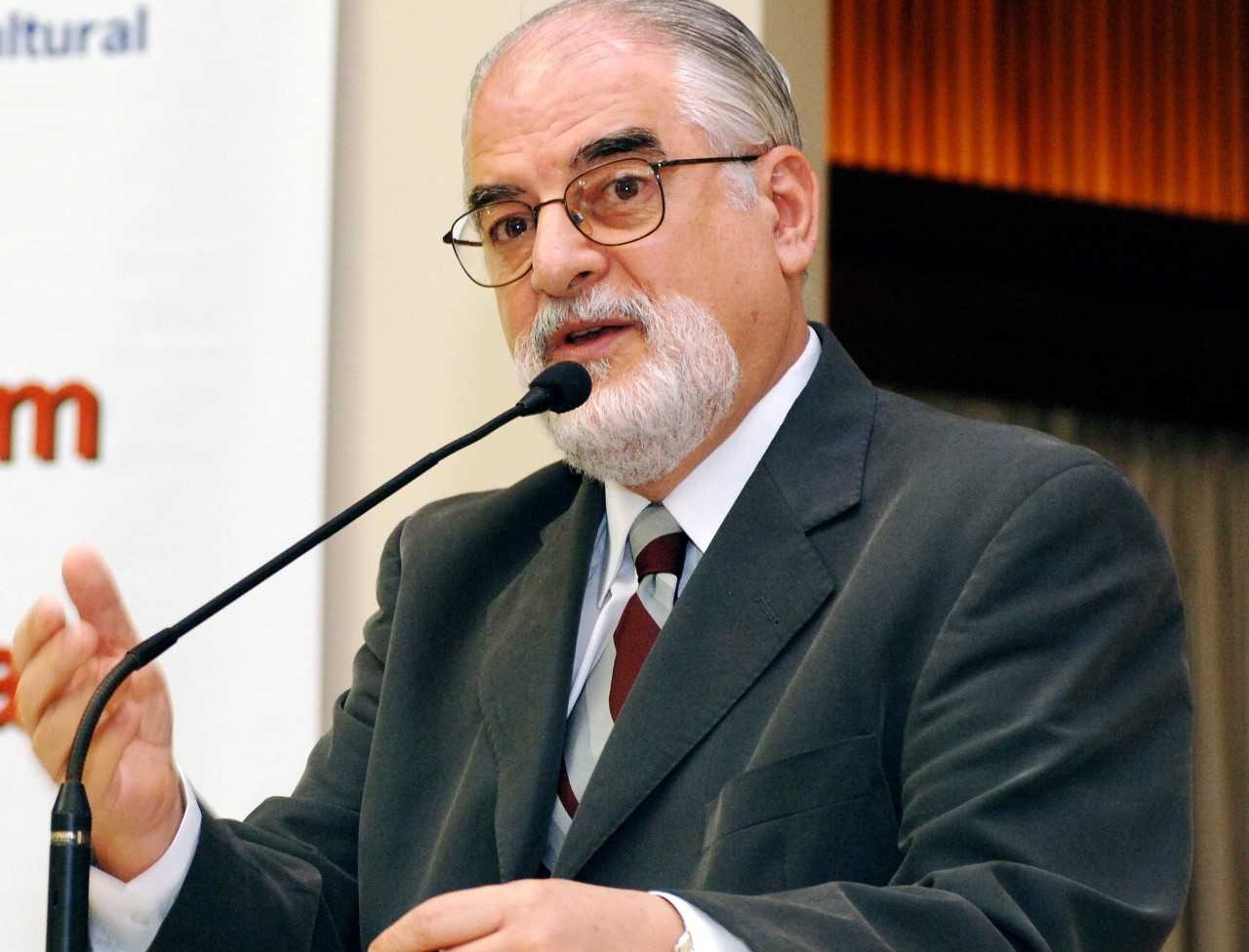 O cuidar para o curar: tempo de travessia