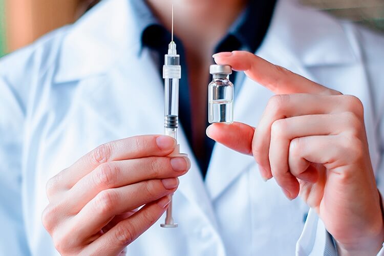 Além da gripe e Covid-19, outras doenças são evitadas com imunização para adultos