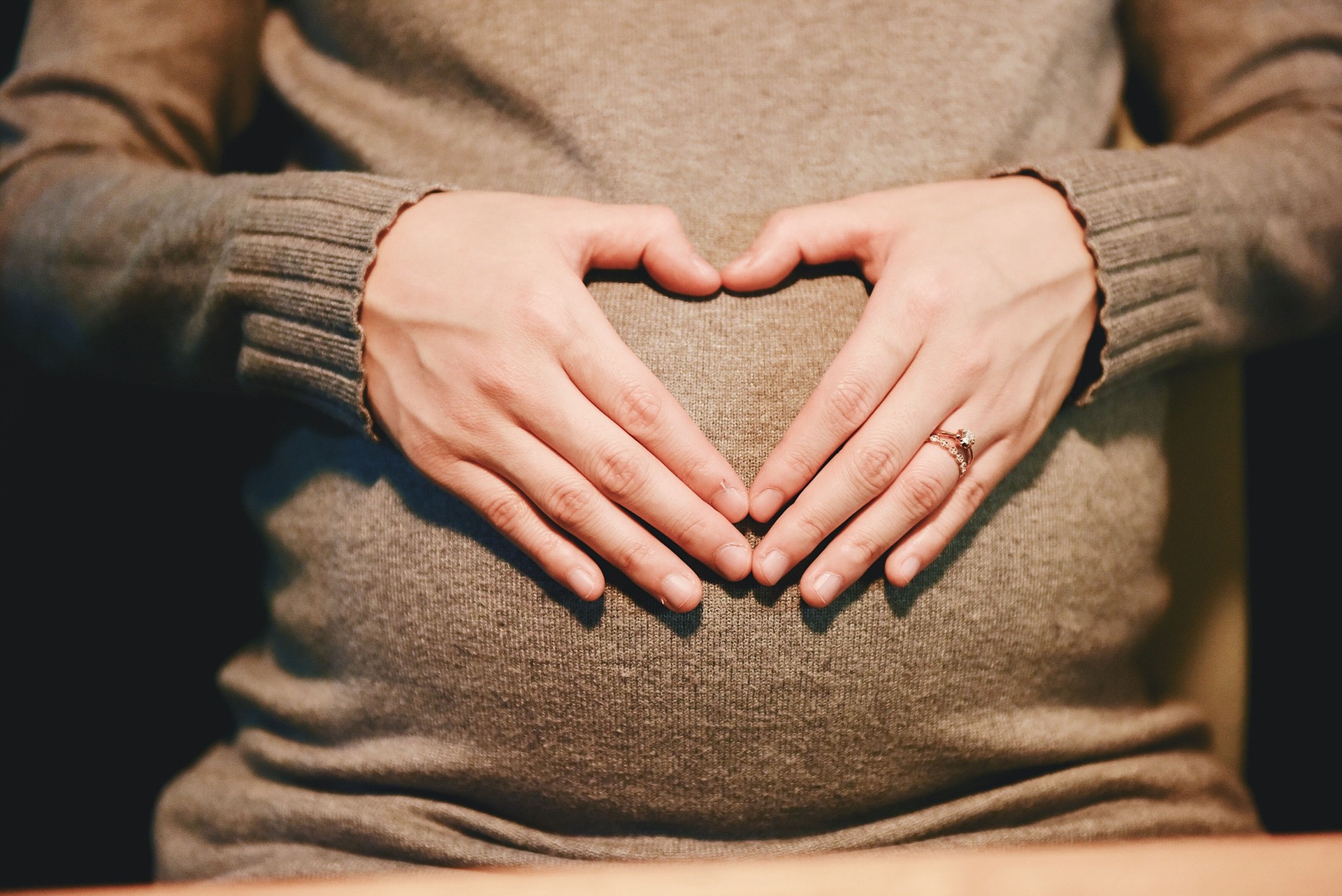 Instituto debate luto gestacional e neonatal em Londrina