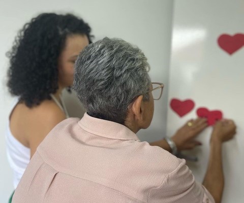 Palestra na AML Cultural debate as necessidades de quem cuida de pessoas com Alzheimer