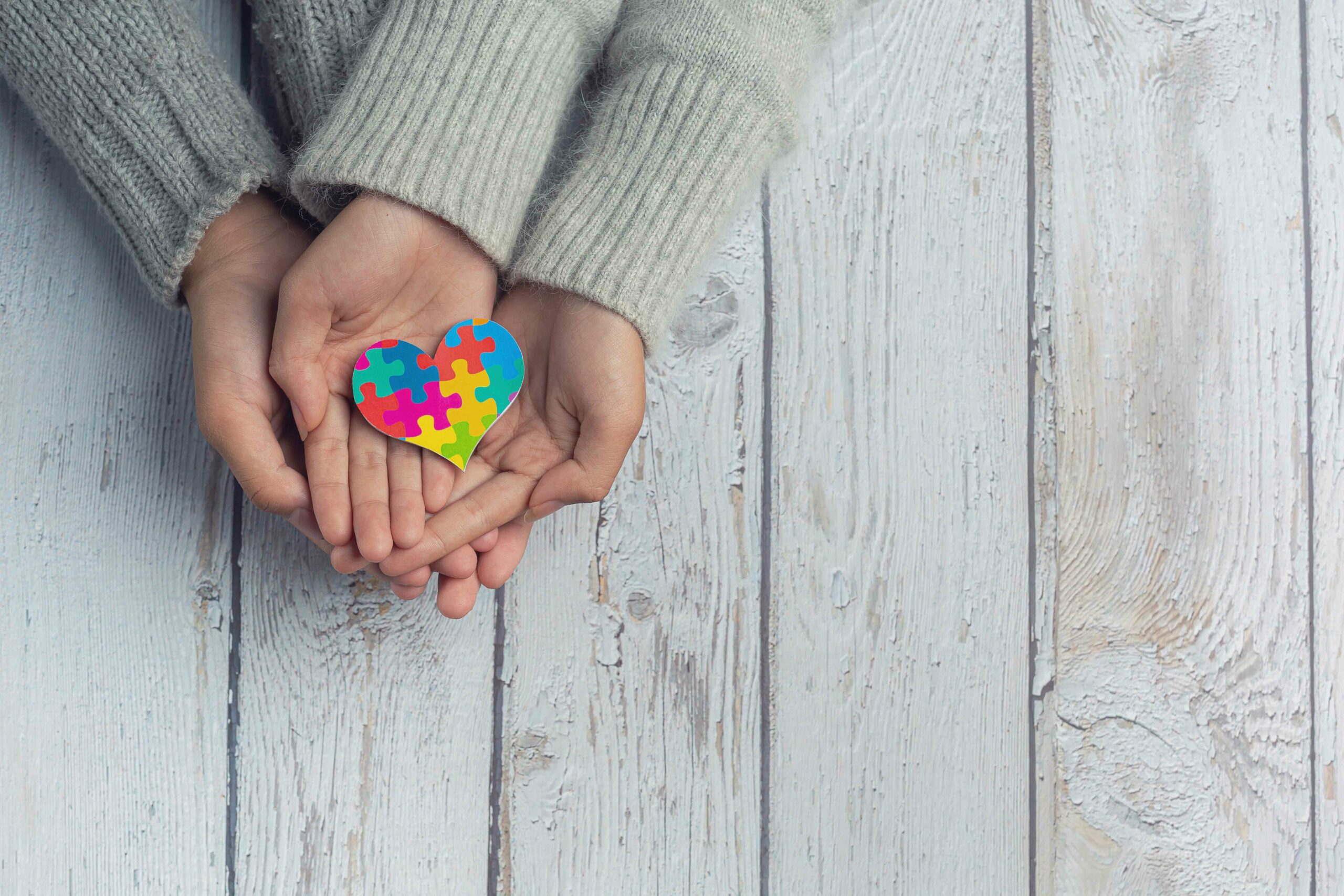 Abril Azul: autismo afeta uma em cada trinta crianças nascidas no mundo