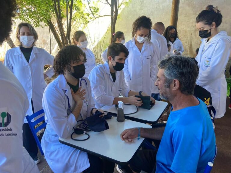 Projeto The Street Store oferece dignidade à população em situação de rua em Londrina